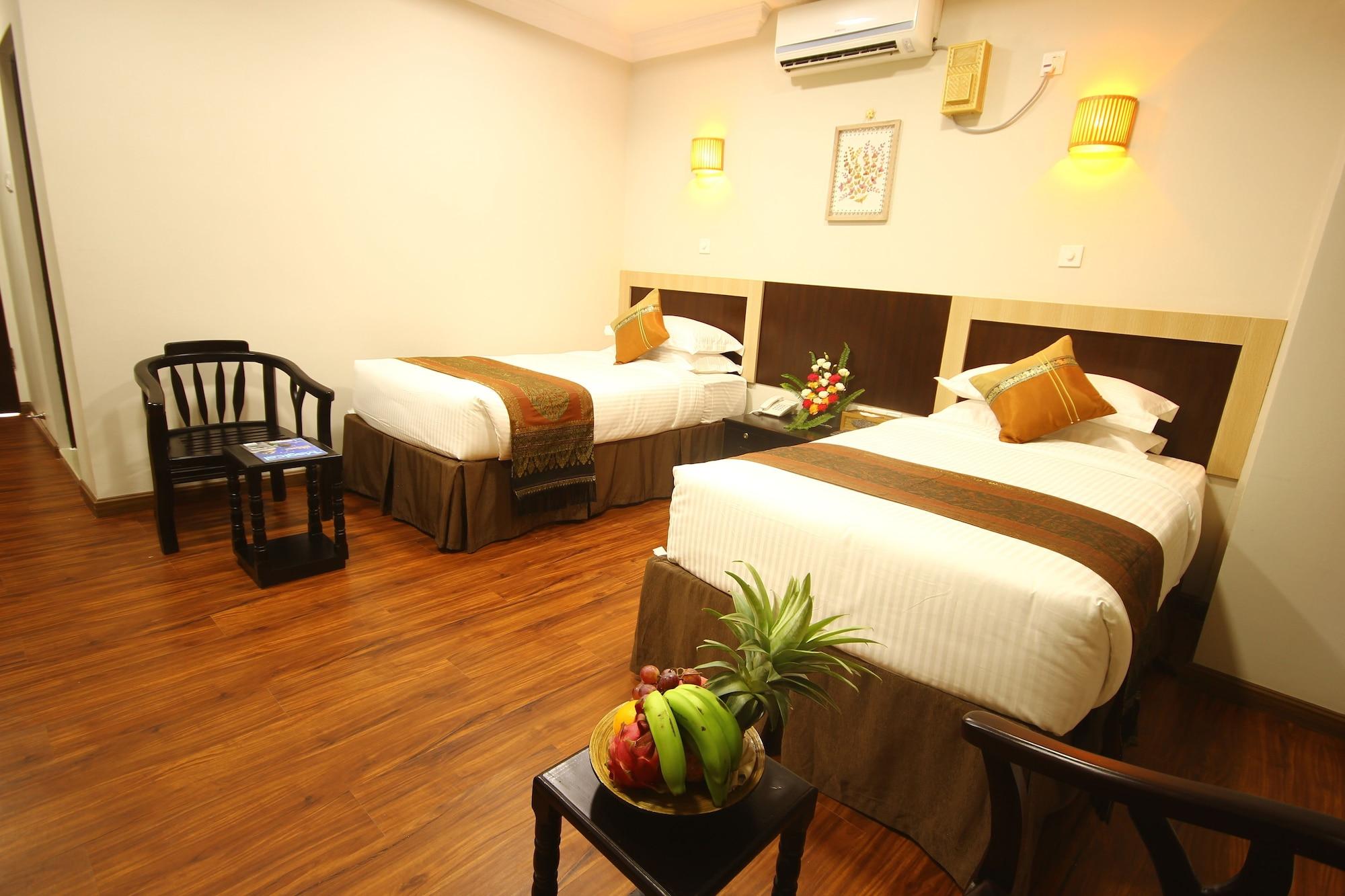 Immana Grand Inle Hotel Науншве Екстер'єр фото