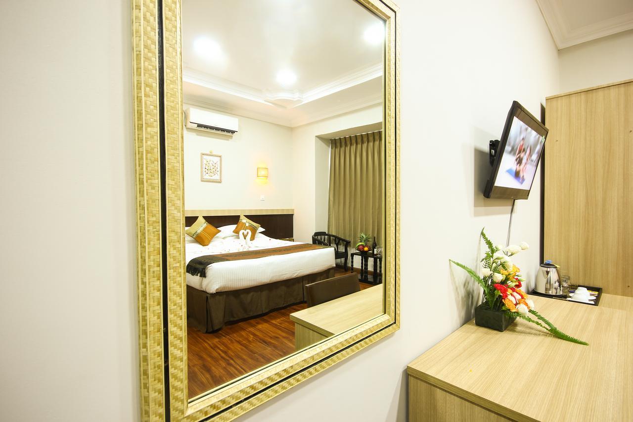 Immana Grand Inle Hotel Науншве Екстер'єр фото