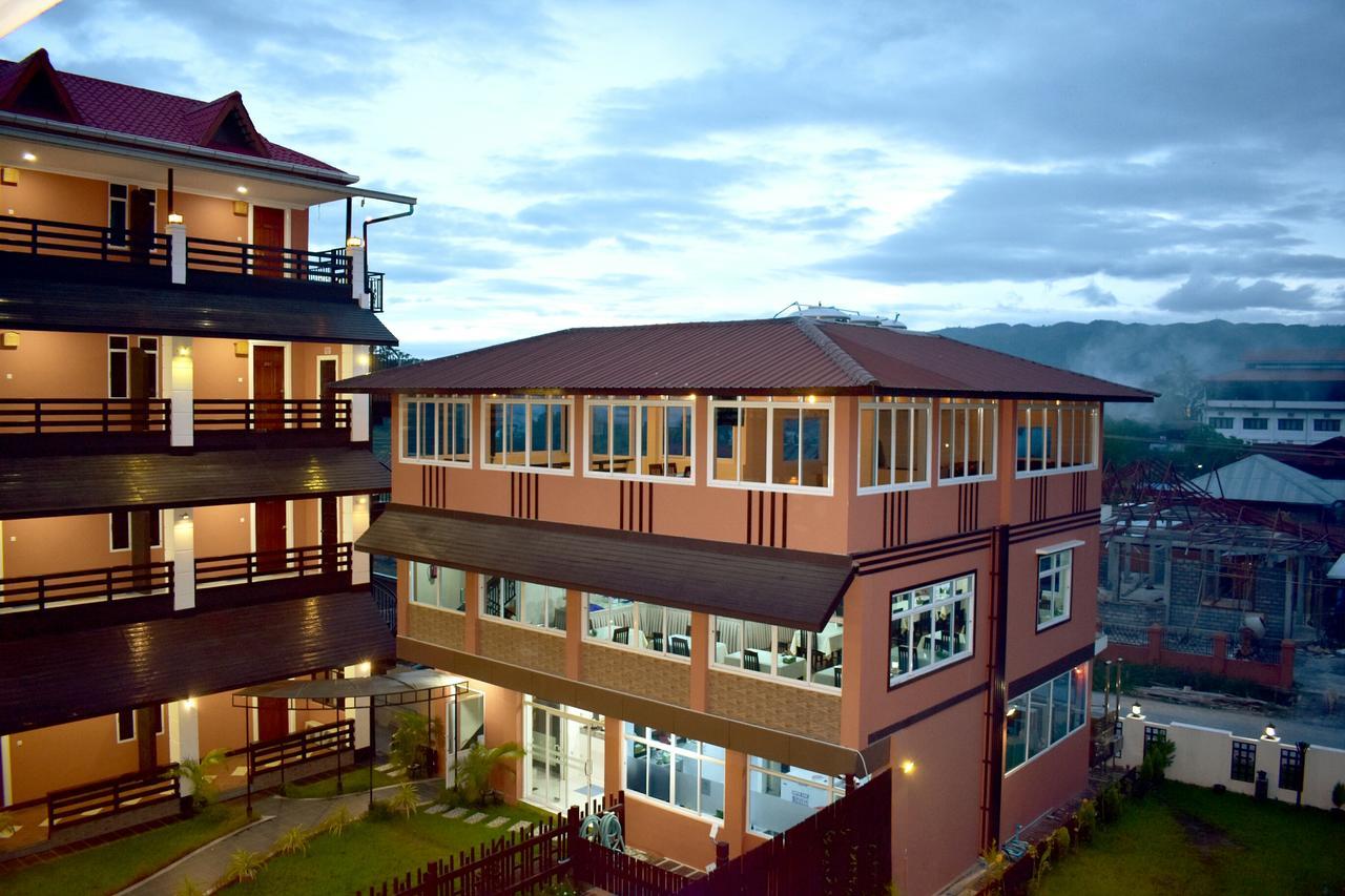 Immana Grand Inle Hotel Науншве Екстер'єр фото